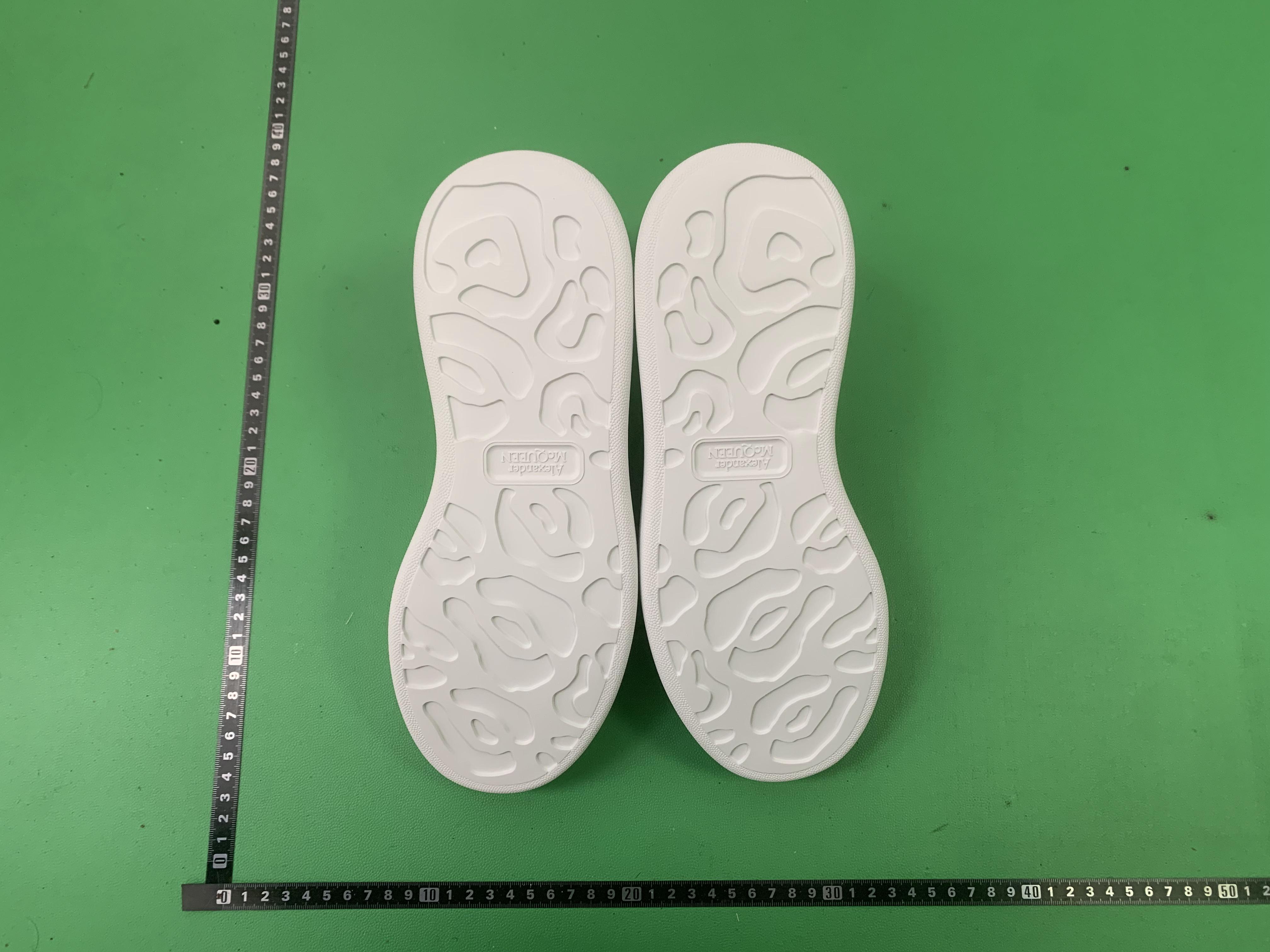  Alexander McQueen -2